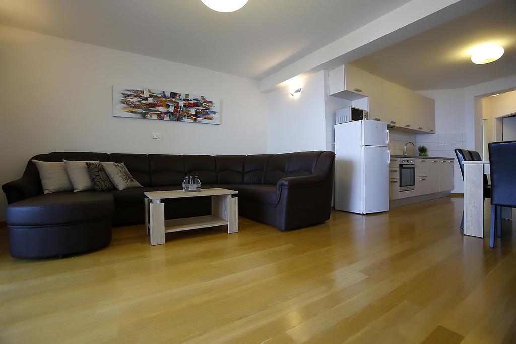 Villa San Antonio Apartments By Aneo Travel Crikvenica Dış mekan fotoğraf